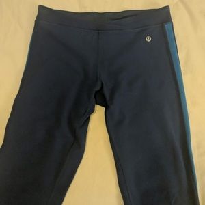 ✳️EUC BLUE LULULEMON CROP LEGGINGS✳️